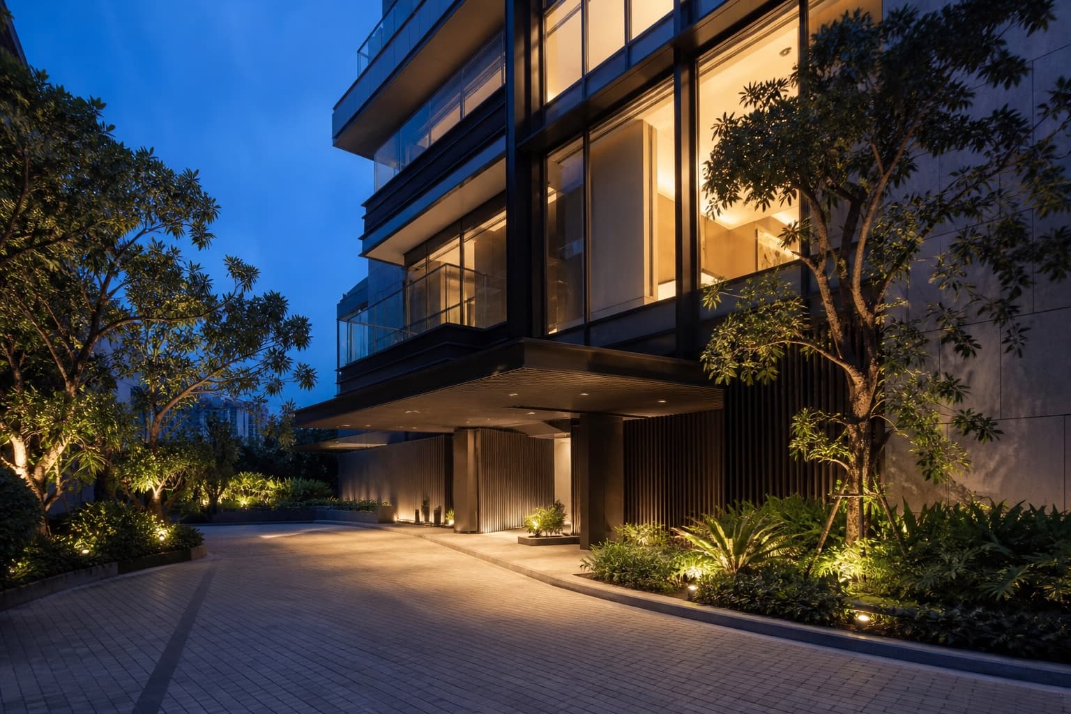 How to Choose a Boutique Condo vs Mega Development
